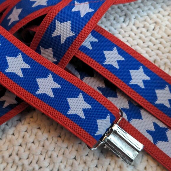 Festive Suspenders and matching bowties - Picture 6 of 9